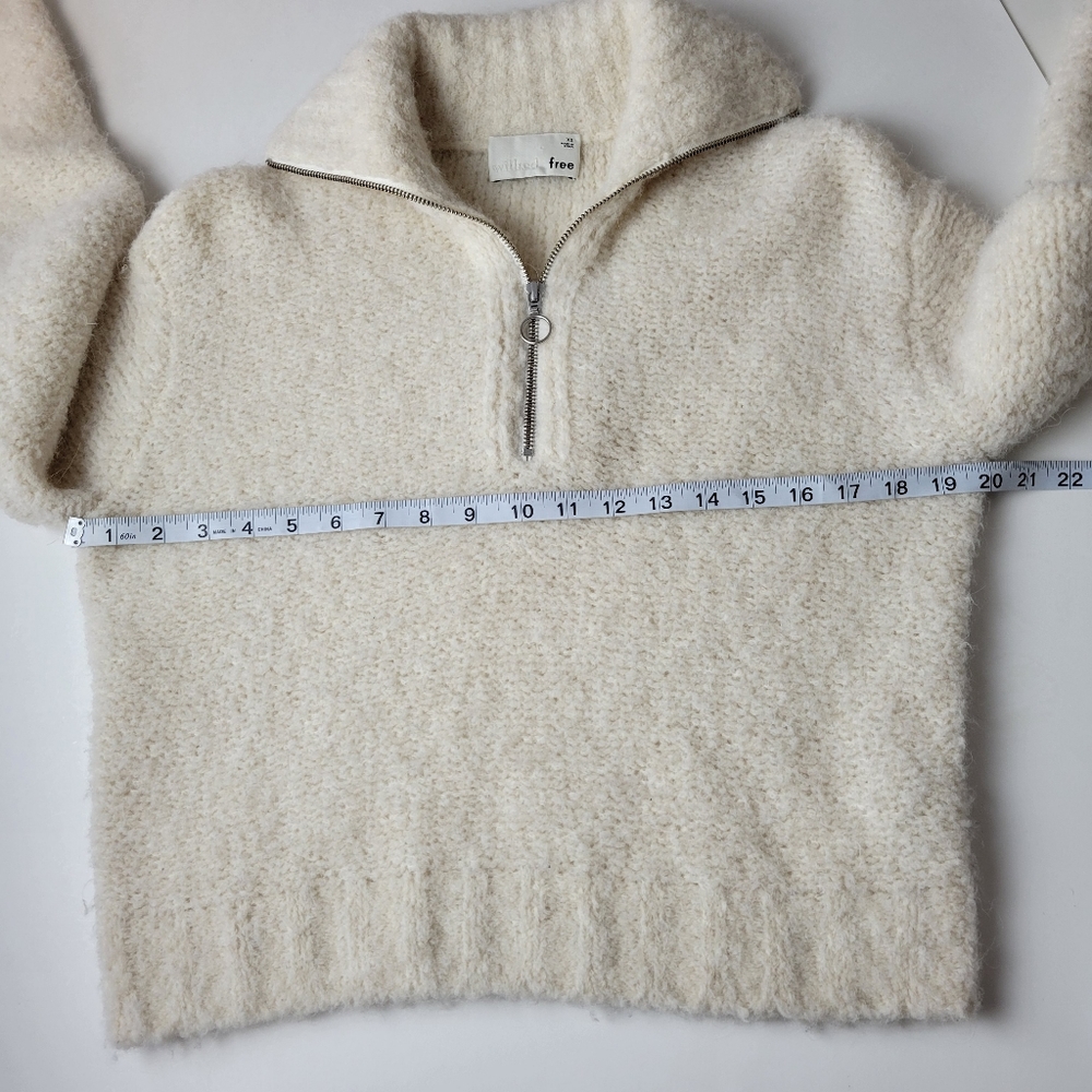 Aritzia Cream Half-Zip Textured Sweater - Picture 9 of 12